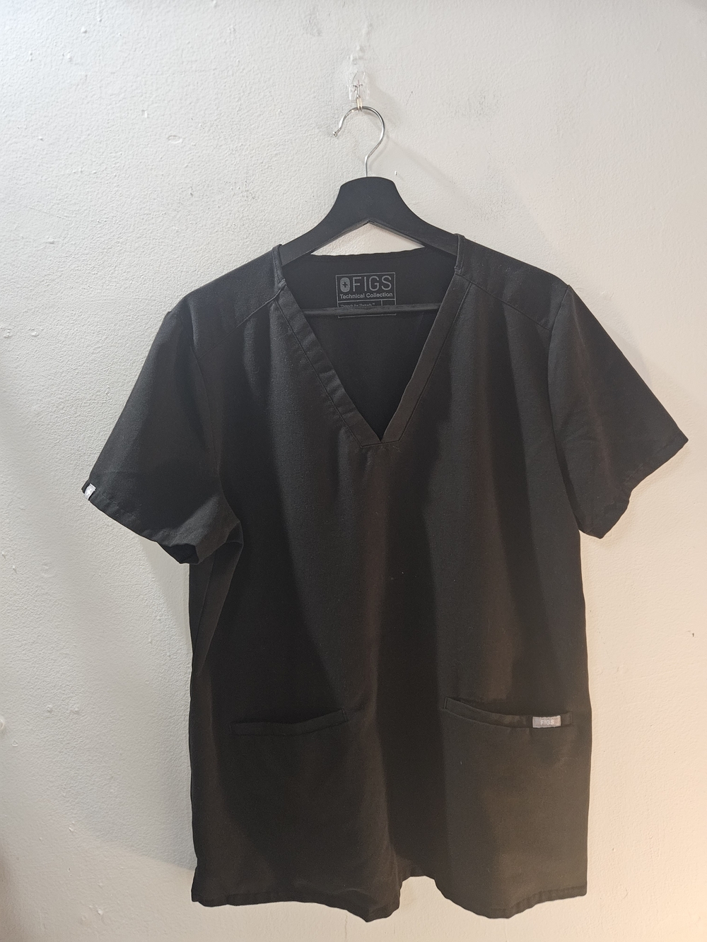 Figs V-Neck Scrub Top